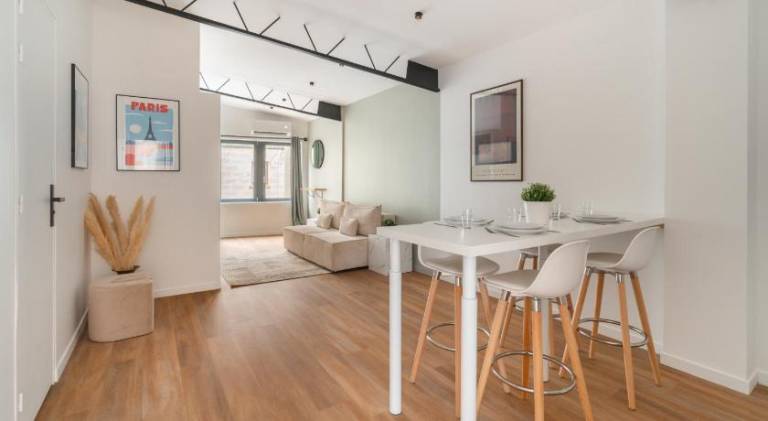 Holiday apartment | Dogs allowed in Clichy