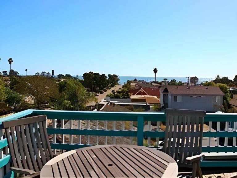 The Palomar Inn — photo 4