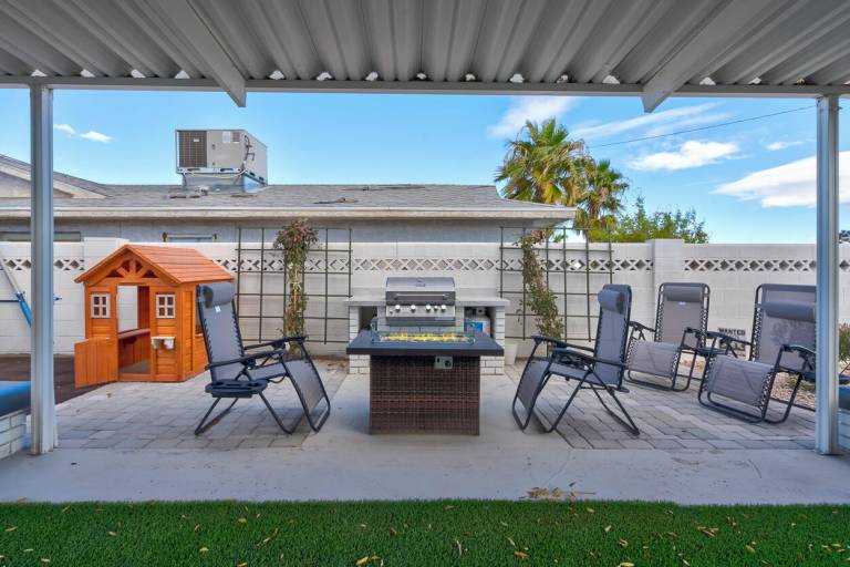 House Vegas Heights