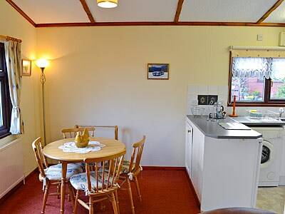Children-friendly cottage with yard | Pets allowed — photo 4