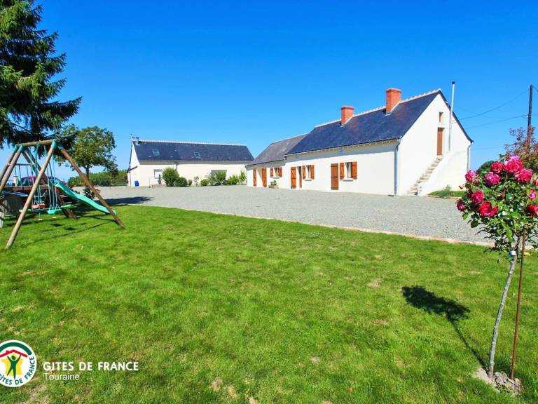 Peaceful farmhouse between rivers and vineyards, pets allowed — photo 3