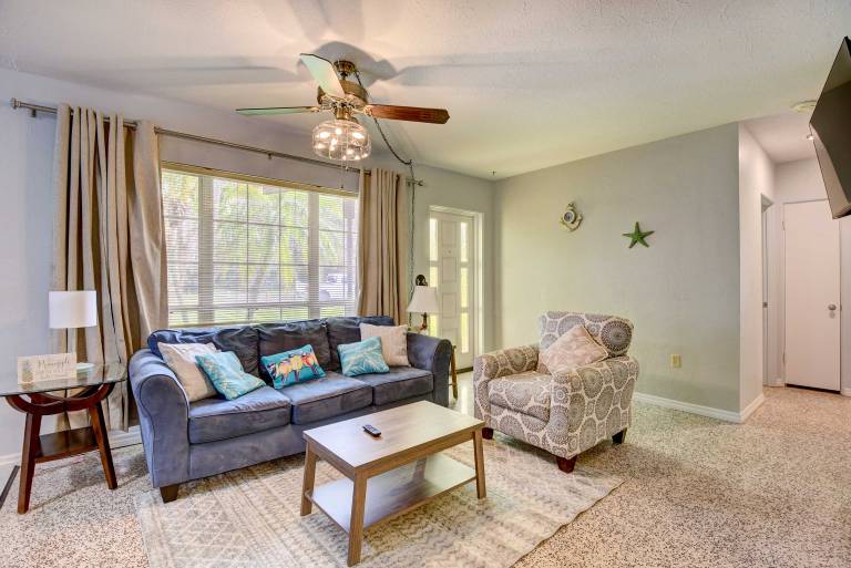 12 Mi to Beach: Cottage w/ Pool in Bradenton — photo 4