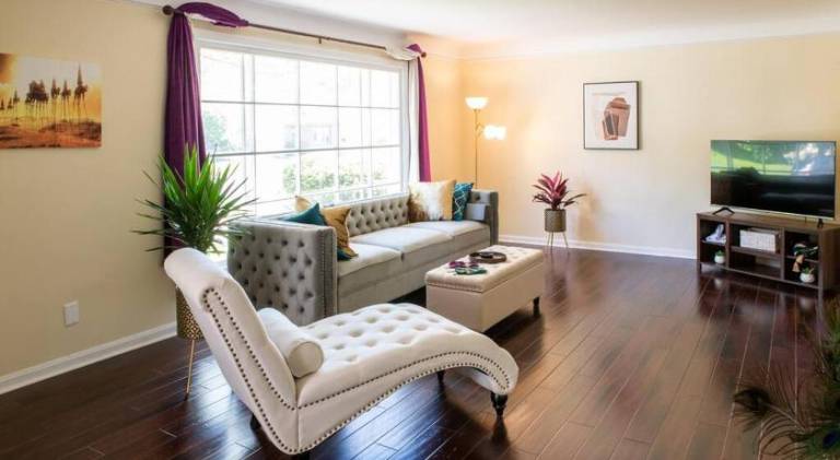 Vacation home | Dogs allowed in Beachwood, OH