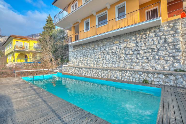 Ferienhaus mit Hund inNaag-Turbel, Nago-Torbole  f&uuml;r max. 8 Personen