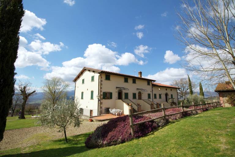 Wohnung mit Pool, Whirlpool und Garten | Naturblick