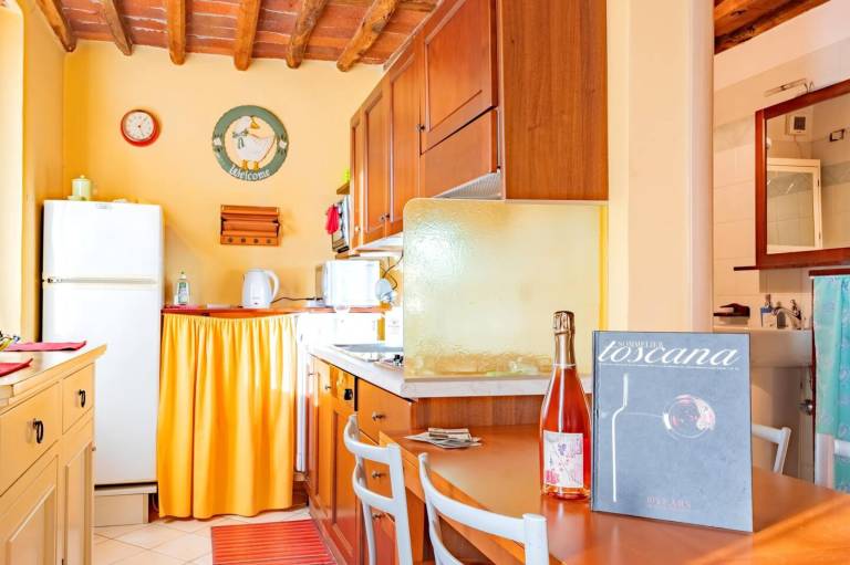Apartment 'Il Balconcino' with Balcony, Wi-Fi and Air Conditioning — photo 5