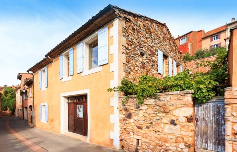 Dom Roussillon