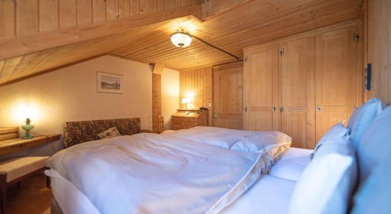 Rental apartment with terrace in Saanen