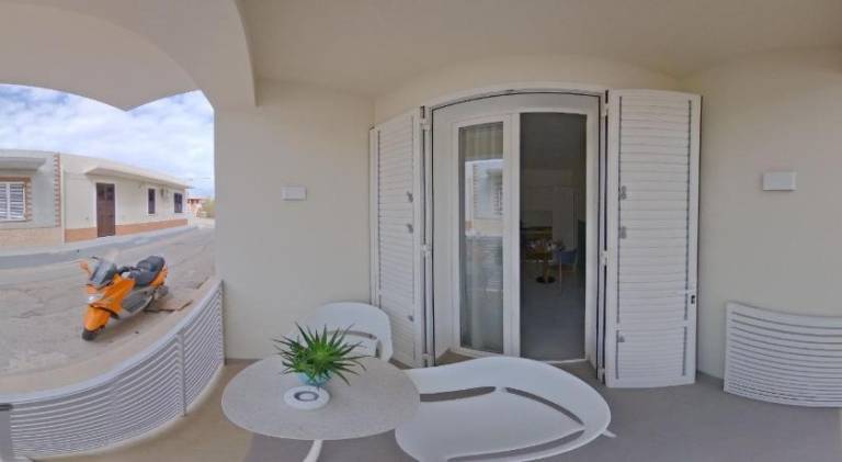 Serviced apartment with terrace | Beach nearby | Suitable for remote work | Pets allowed — photo 4