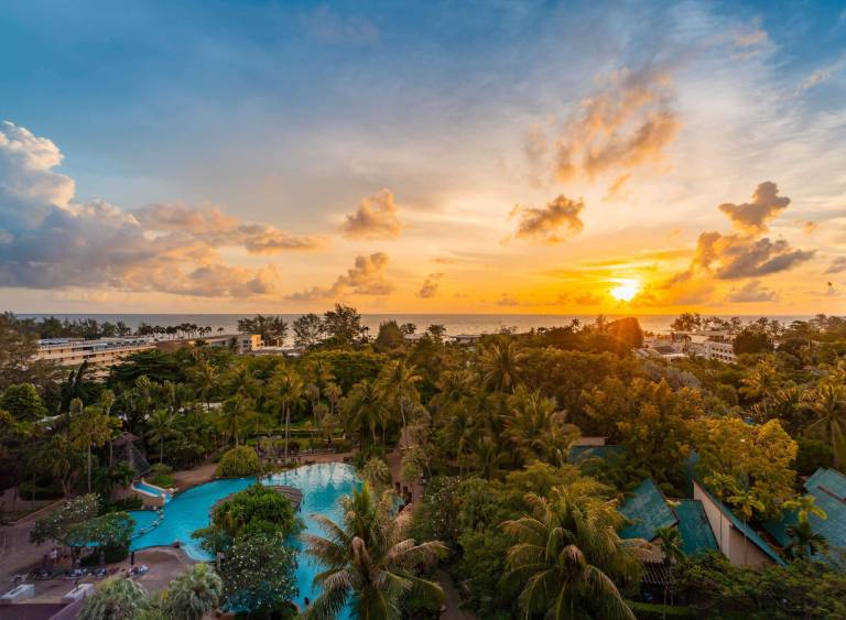 Resort Karon Beach