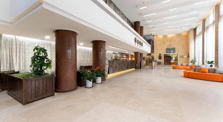 Renhe Good East Hotel — photo 2