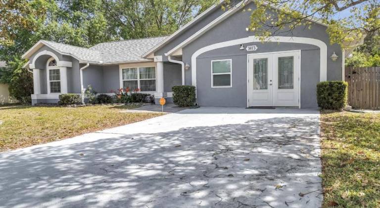 198 m&sup2; Ferienhaus