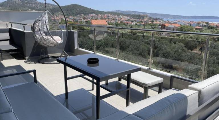 Villa with terrace, garden & pool | Close to the beach | Suitable for remote work | Pet-friendly — photo 2