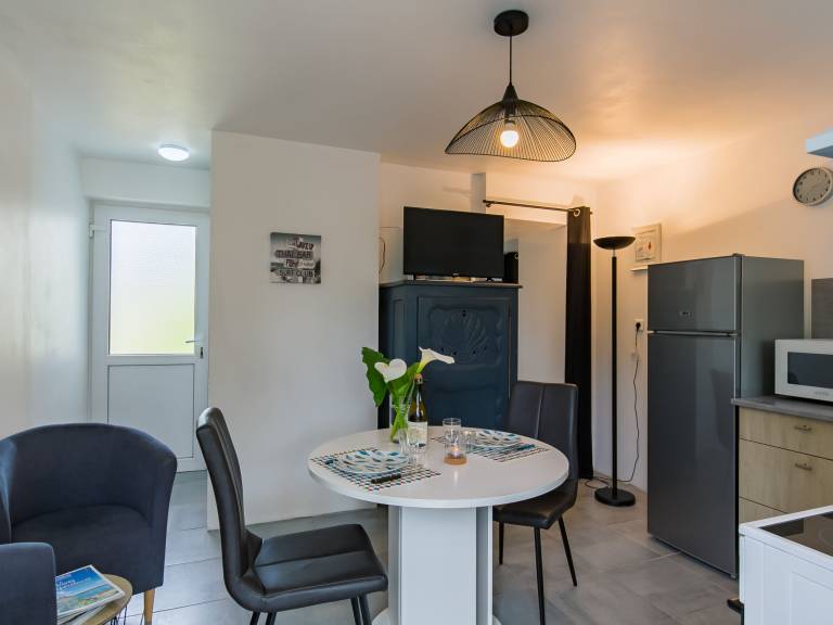 Rental apartment with terrace, garden & BBQ — photo 2