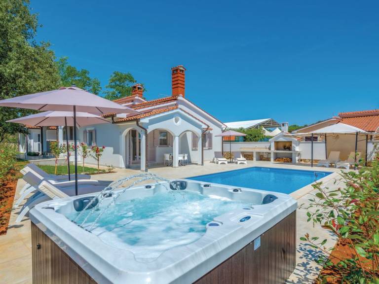 Ferienhaus in Tar, Istrien für max. 8 Personen Ferienhaus in Tar, Istrien für max. 8 Personen