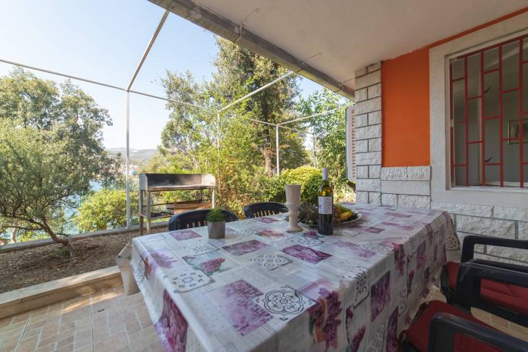 House with barbecue, fast internet & patio | Sea view — photo 5