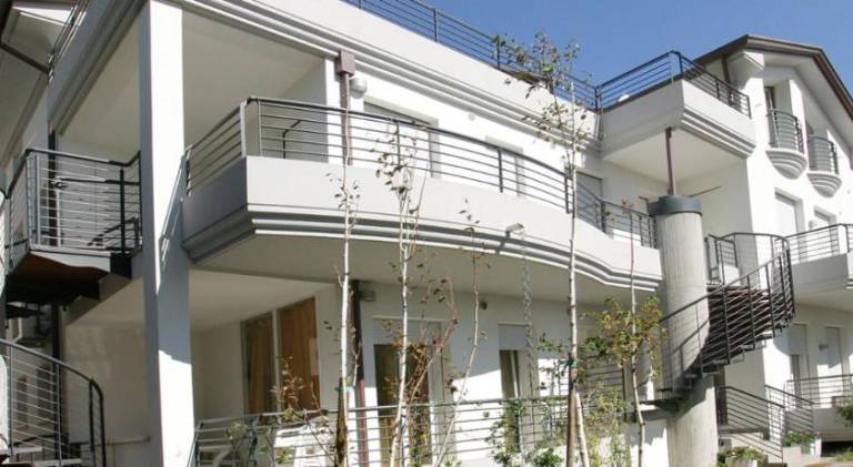 Apartment with garden & patio — photo 4