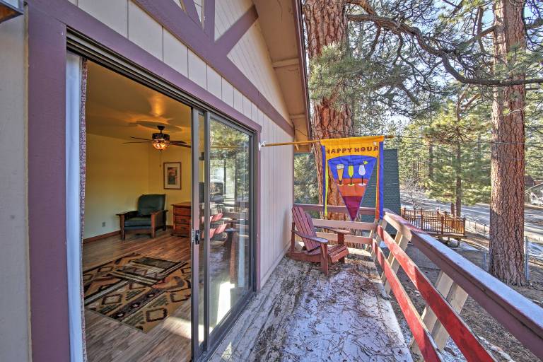 Big Bear Cabin w/ Fenced Yard: 4 Mi to Snow Summit — photo 2