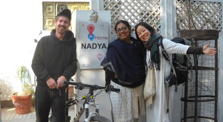 Nadya Homestay For Female & family