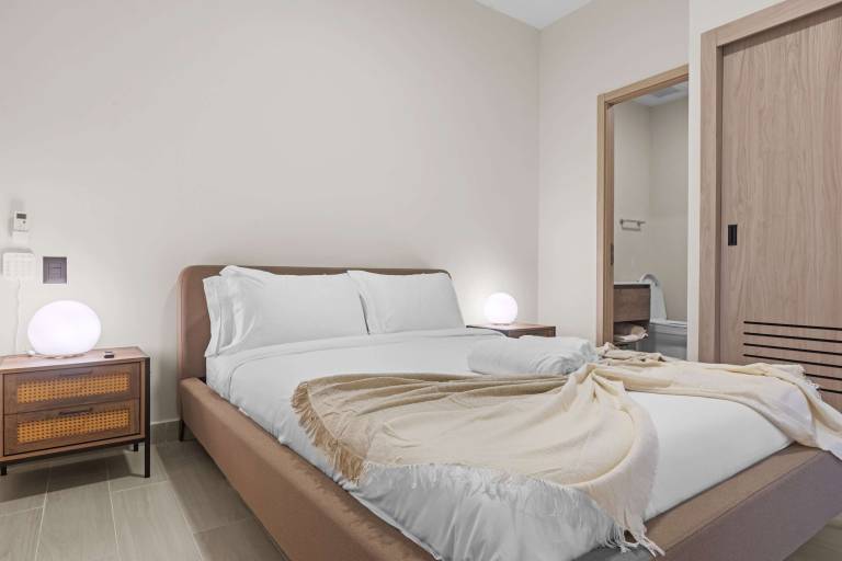 Child-friendly pleasant rental apartment with pool, fast internet & terrace | Lake view | Pet-friendly — photo 4