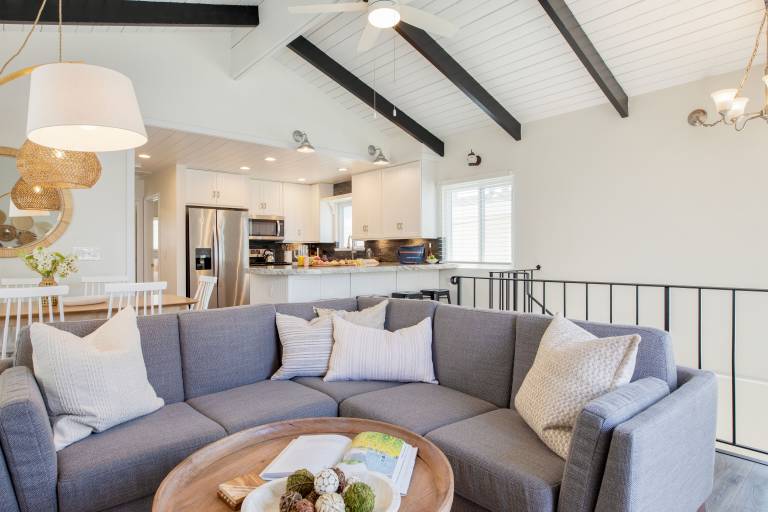 Apartment  Newport Beach