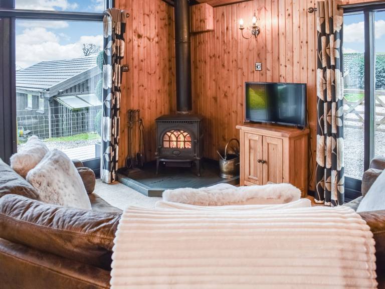 Family-friendly nice cottage with yard | River view | Dogs allowed — photo 3