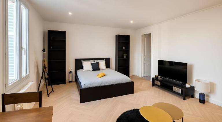 Apartment with 1 room for 4 persons in Rouen