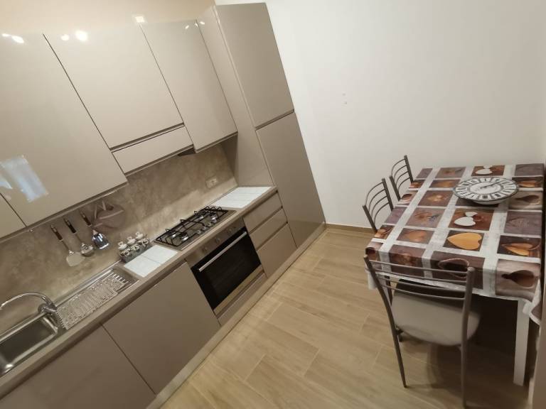 Children-friendly beautiful apartment with yard | Pets allowed — photo 3