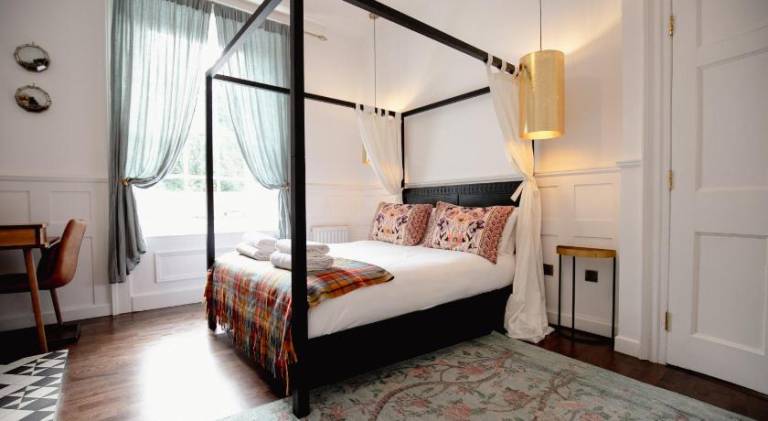 Slateford House 1770 Luxury Aparthotel by The House of Danu in Edinburgh