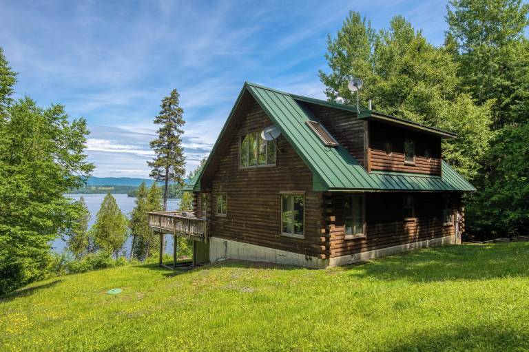 House  Rangeley