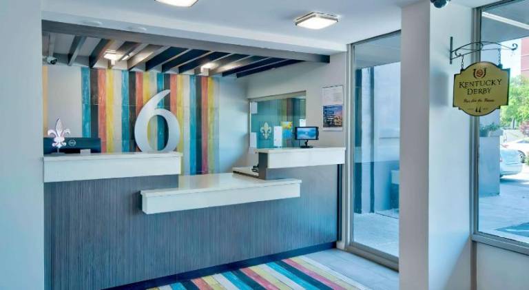 Motel 6 Louisville, KY - Airport - Fair Expo — photo 2