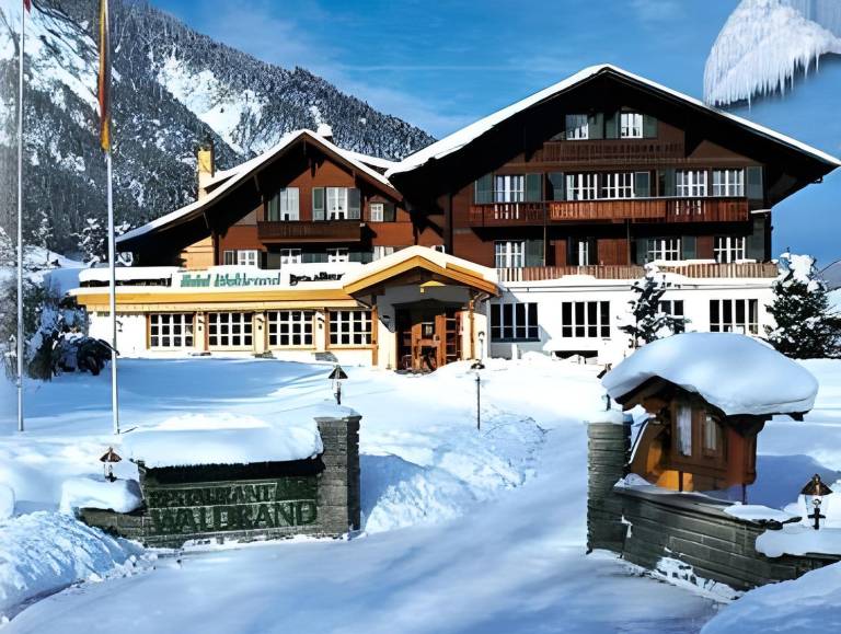 Hotel Waldrand in Lenk