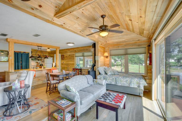 Kilgore Lakefront Home w/ Private Dock & Pier! — photo 5