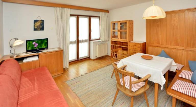 Apartment with 3 rooms for 4 persons — photo 3