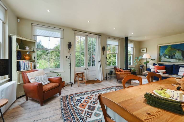Fully equipped cottage with garden & grill | Pets allowed — photo 3