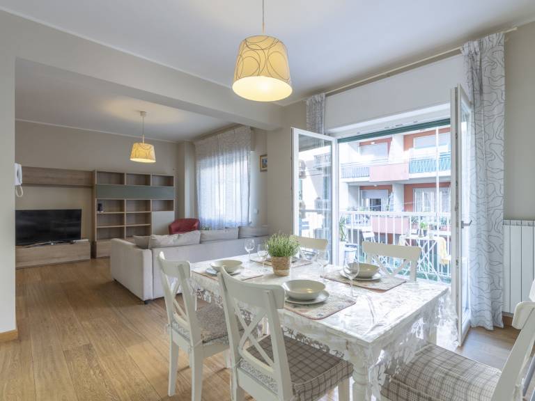 Holiday apartment with 2 rooms for 6 persons — photo 2
