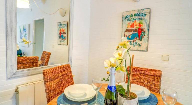 Rental apartment with patio — photo 5