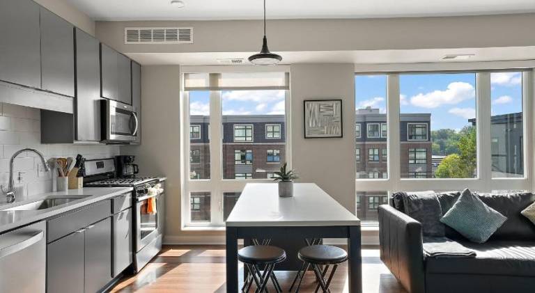 Apartment with barbeque, terrace & pool — photo 3