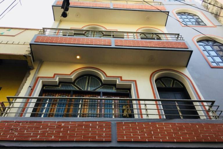 Goroomgo Temple City guest house Varanasi 750 meters from Ganga Assi Ghat — photo 5