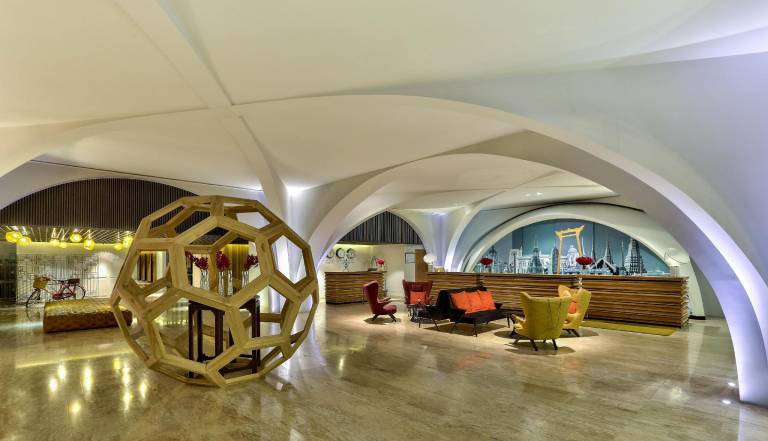 DoubleTree by Hilton Sukhumvit Bangkok — photo 5