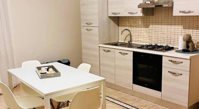 Holiday apartment with jacuzzi & patio in Massafra