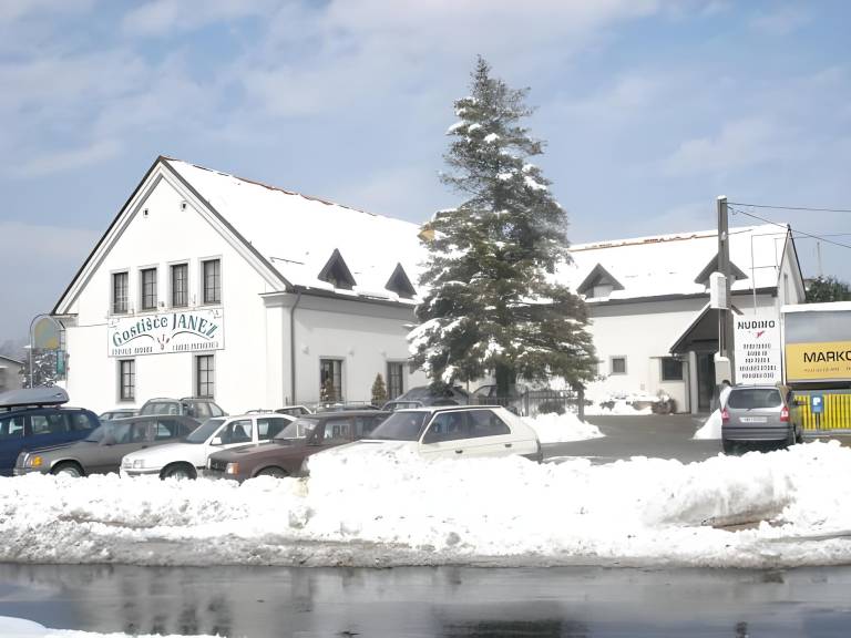 Prenočišče z zajtrkom Limbuš