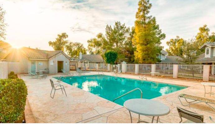 Beautiful vacation home with pool | Pet-friendly — photo 3