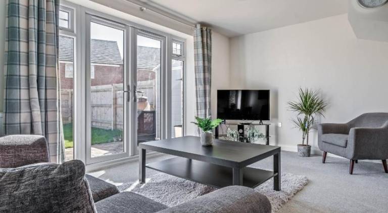 Apartment with 3 rooms for 7 persons in Northampton