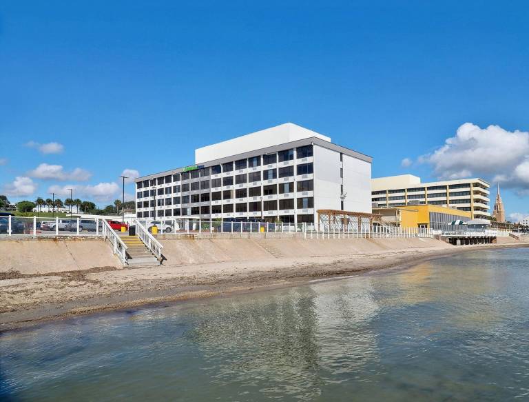 Holiday Inn Express Corpus Christi - Beachfront By IHG — photo 5