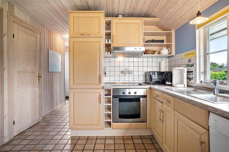 Charming house with terrace, barbecue & jacuzzi | Close to the beach | Pets allowed — photo 4