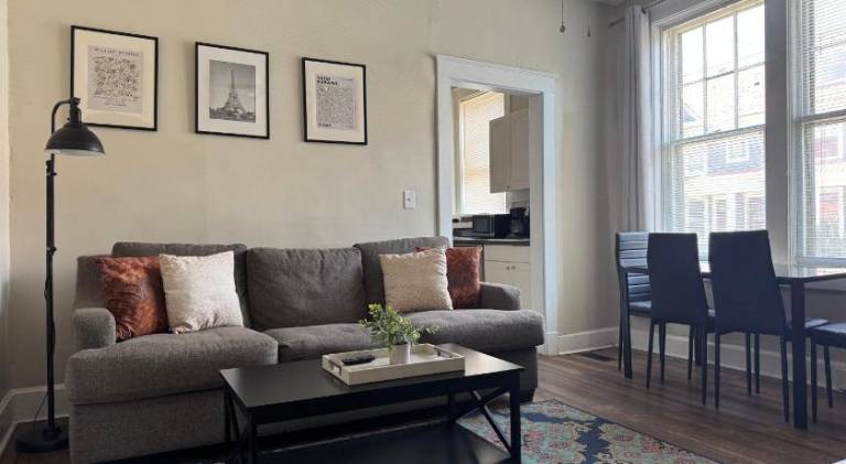 Holiday apartment | Perfect for remote work | Pet-friendly in Indiana
