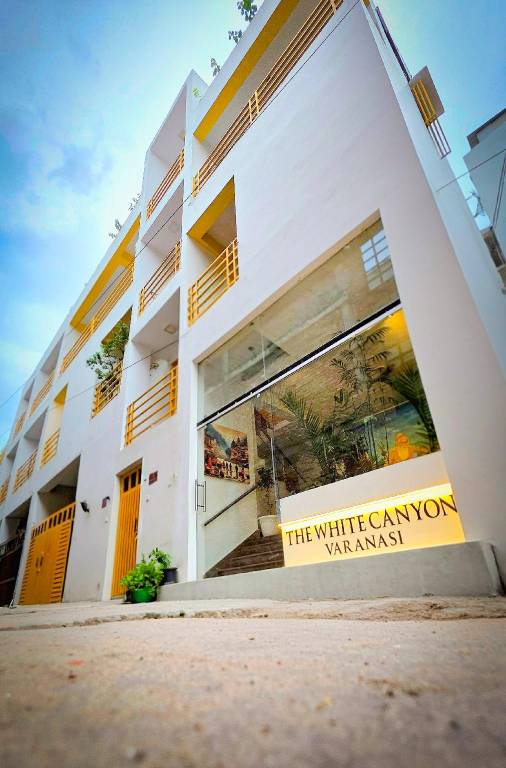 The White Canyon Hotel in Varanasi