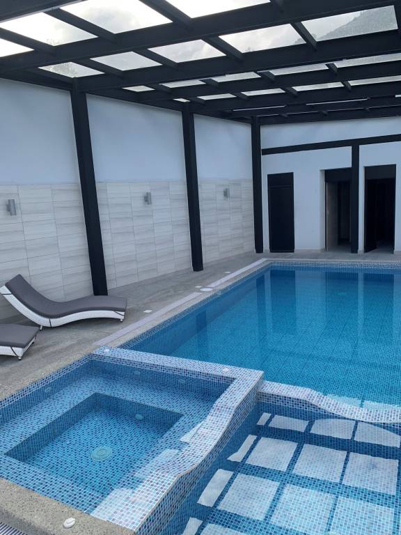 Condo  El pinar Bajo