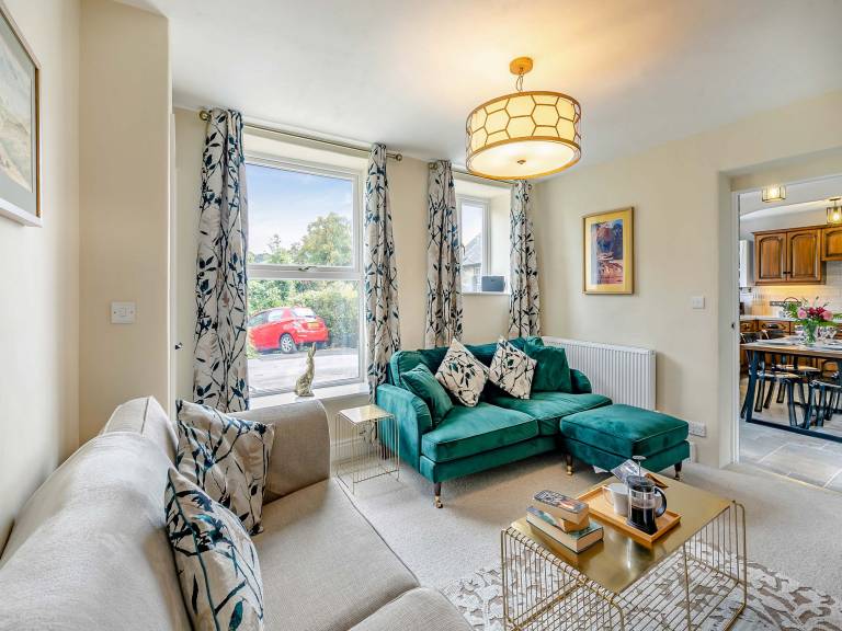 Family-oriented cottage with yard | Pets are welcome — photo 2